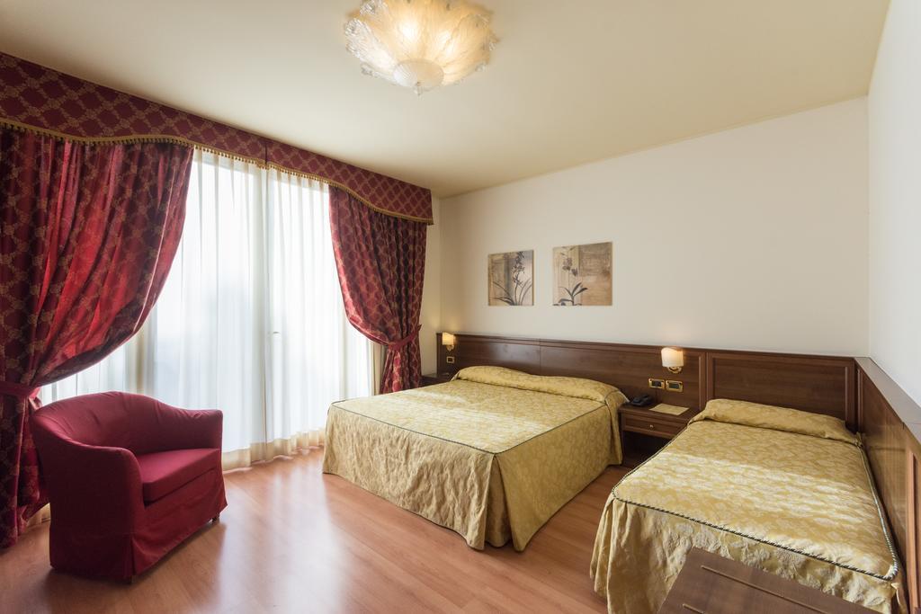 Hotel Doge Vicenza Buitenkant foto